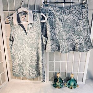 Tommy Bahama Women's Active V-Neck Sleeveless Golf / Tennis Shirt